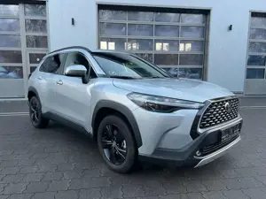 Toyota Corolla Cross 1.8 Hybrid Style Comfort *BSM* TOP