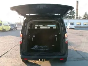 Ford Tourneo Courier Trend 1.0L AHK WiPa GRA Kam Bild 4