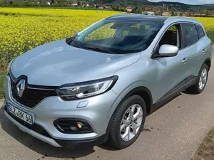 Renault Kadjar Kadjar TCe 140 EDC GPF LIMITED Automatik Teilleder Bild 4