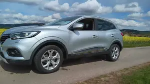 Renault Kadjar Kadjar TCe 140 EDC GPF LIMITED Automatik Teilleder Bild 5