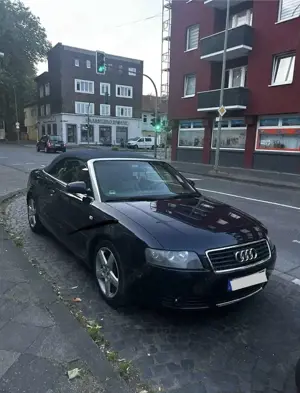 Audi A4 Cabriolet 3.0 Bild 2