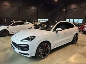 Porsche Cayenne Coupe GTS 22ZOLL/PANO/MATRIX/18-Wegesitz