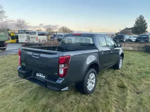 Isuzu D-Max Double Cab 1.9 163PS 4WD AT LS Bild 4