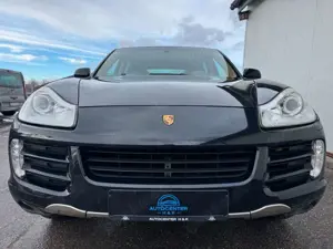 Porsche Cayenne 3.6 *BOSE*LEDER*BI-XENON*NAVI* Bild 3
