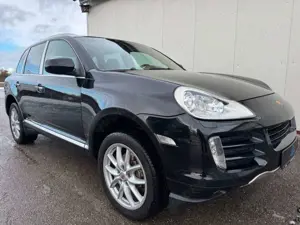 Porsche Cayenne 3.6 *BOSE*LEDER*BI-XENON*NAVI* Bild 2