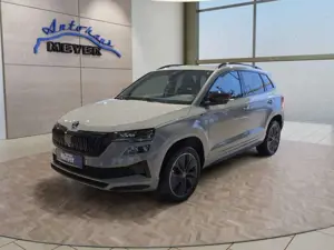 Skoda Karoq Sportline 1,5TSI DSG 4*J.Gar/Pano/aAHK/Matrix/Navi