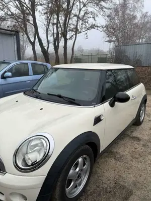 MINI One Gute Zustand Mit 2 Jahre Tüv Bild 5