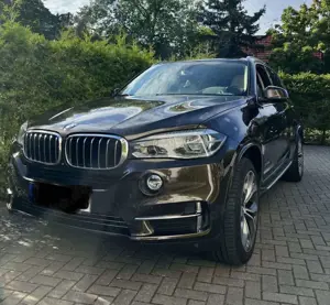 BMW X5 50i xDrive Exclusive-BO-HeadUp-KeyLess-Soft-TV
