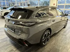 Peugeot 308 SW Hybrid 145e-DSC6 GT EXCLUSIVE (F) AHK Navi SD S Bild 4