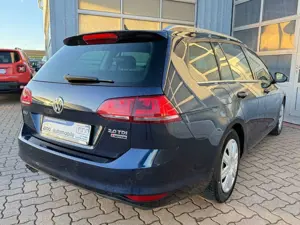 Volkswagen Golf VII 2.0TDI Variant Highline BMT 4Motion Bild 5