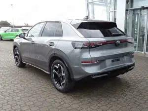 Volkswagen T-Roc 1.5 eTSI DSG R-Line - Panoramadach Bild 5