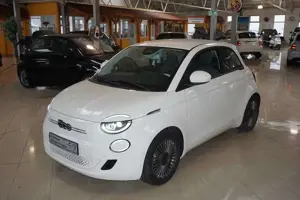 Fiat 500 3+1 Elektro 500e Icon