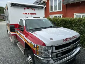 Chevrolet Silverado Leader Ambulance