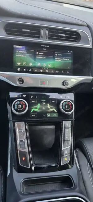 Jaguar I-Pace EV400 AWD HSE