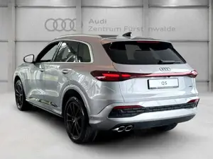 Audi Q5 SUV quattro 150 kW S tronic 2.0 TDI quat. Stronic+ Bild 3