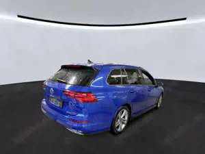 Volkswagen Golf Variant R-Line 4Motion*PANORAMA*AHK*HeadUp*Standh*EasyOp