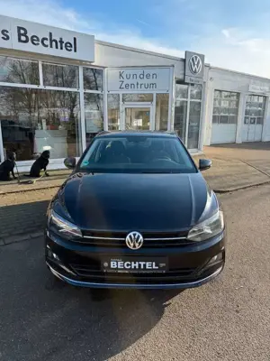 Volkswagen Polo VI Highline Bild 2