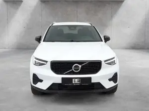 Volvo XC40 B3 Plus Dark 2WD W-LAN ACC FACEL. LED Bild 2