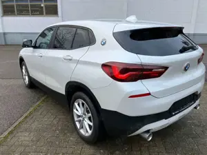 BMW X2 X2 sDrive18d  Aut. Head-Up M-Leuchten Bild 3