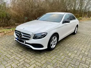 Mercedes-Benz E 220 E 220 BlueTEC 4Matic 7G-TRONIC Edition E