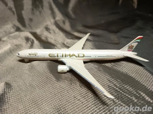 Flugzeugmodell Boeing Etihad Airways Boeing 777
