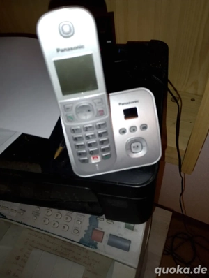 schnurloses Telefon mit Anrufbeantworter 