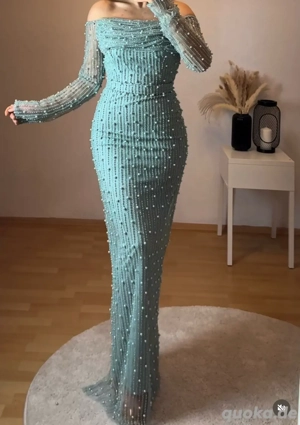   Elegantes Abendkleid   NEU mit Etikett  