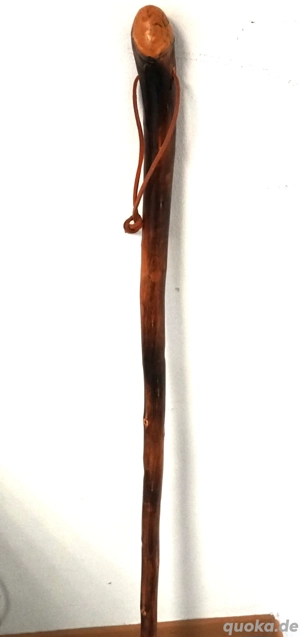 Wanderstock, rustikal-massive Ausführung Bild 2
