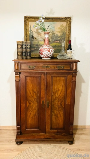 Antikes Vertiko   Gründerzeit um 1880   Nussbaumfurnier