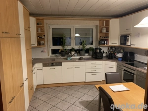 Moderne Einbauküche zu verkaufen