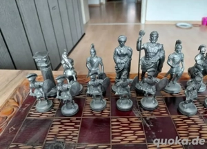 Rarität,vintage Schachbrett Inklusive schachfiguren aus zinn oder blei (schwer)