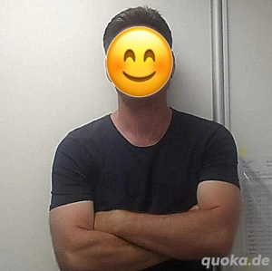 Suche Mann der mir seine Ausländische Ehefrau Freundin für regelmäßige Sextreffen zur Verfügung stel