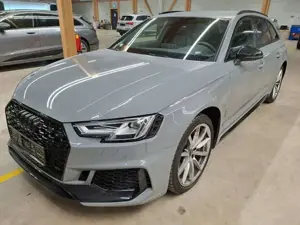 Audi RS4 Avant quattro 2.9 V6 TFSI AHK SITZHZ LED