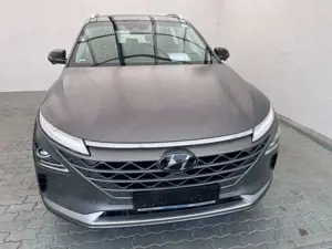 Hyundai NEXO Prime Paket Glasscchiebedach Navi Digitales Cockpi Bild 2