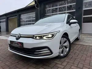 Volkswagen Golf VIII Lim. Style eHybrid 2.Hand LED