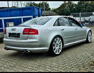 Audi A8 3.7 quattro