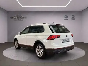 Volkswagen Tiguan 1.5 TSI 96 KW Move Navi AppConn ACC Bild 5