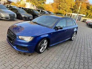 Audi A3 2.0 TDI Standheizung S-line, Rückfahrkamera Navi