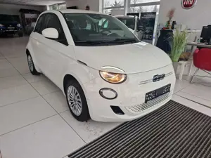 Fiat 500 23,8 kw/h Bild 3