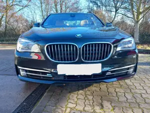 BMW 750