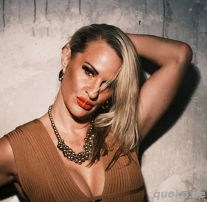 Bist Du der Domina gewachsen? Strafe muss sein...