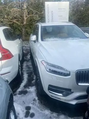 Volvo XC90 T6 AWD Inscription 7 Sitzer Automatik Bild 3