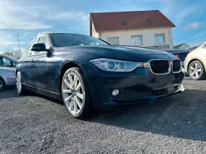BMW 320 d AUT + ACC + SCHIEBED + LEDER