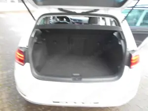 Volkswagen Golf Golf 1.0 TSI Sound Bild 4