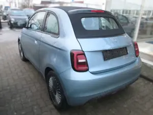 Fiat 500e e Icon Navi Allwetterreifen Android Apple CarPlay Bild 5
