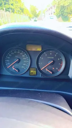 Volvo V50 1.6 Summum Bild 3