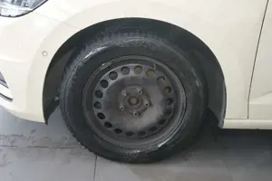 Volkswagen Touran Trendline BMT Start-Stopp+PARK ASYS+SITZHEIZUNG Bild 4