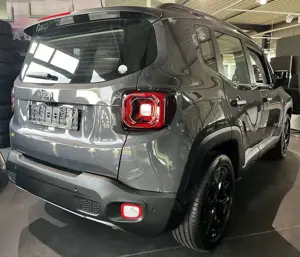 Jeep Renegade Summit Leder Panorama Kamera Verfügbar Bild 3