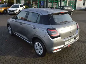 Suzuki Swift Swift 1.2 Dualjet Hybrid Allgrip MT Club Bild 4