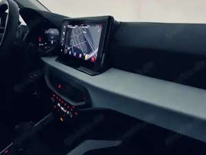 SEAT Arona Style 1.0 TSI * 1.HAND * NAVI * TEMPOMAT * Bild 4